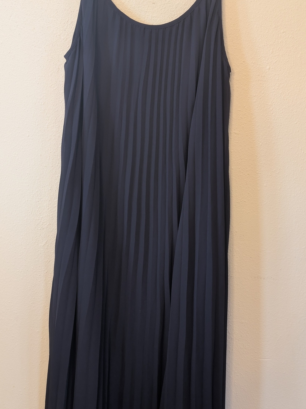 H&M Navy Blue Pleated Maxi Dress L